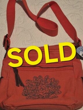 Life is Good Crossbody Bag Blossom Daisy Zipper close top, 2 zip pockets NEW